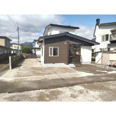 【リフォーム済】増築部分の車庫を解体し住宅の周りをすっきりさ