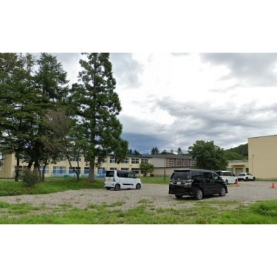 登別市立幌別西小学校まで502m