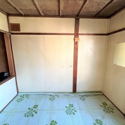 detached この地域の土地参考価格
北海道登別市富士町１丁目18-10