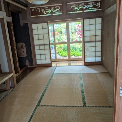 1F 和室