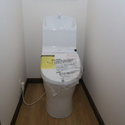 トイレ新品交換済