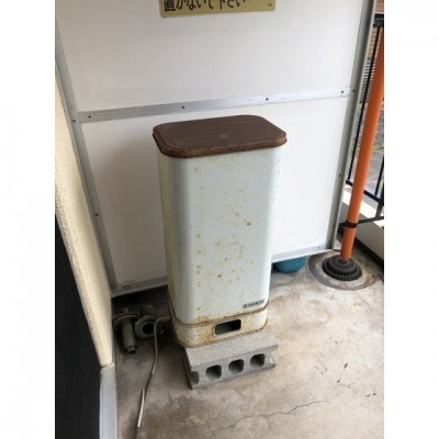 屋外灯油タンク