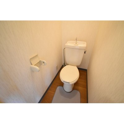 トイレは浴室と別です!