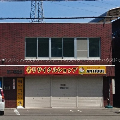 外観写真(2階が募集区画)