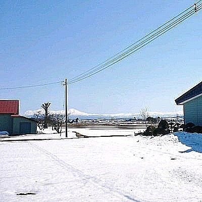 土地から見ての風景山並みが綺麗です!