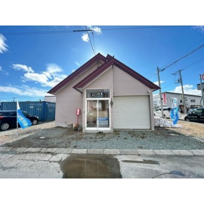 detached この地域の土地参考価格
北海道士別市大通北２丁目951-3