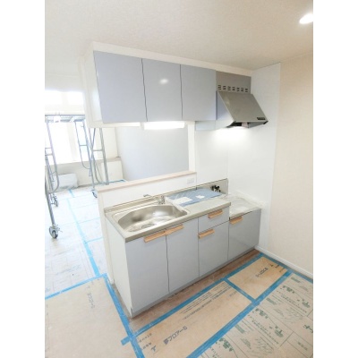 建築中の写真です