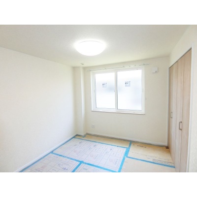 建築中の写真です