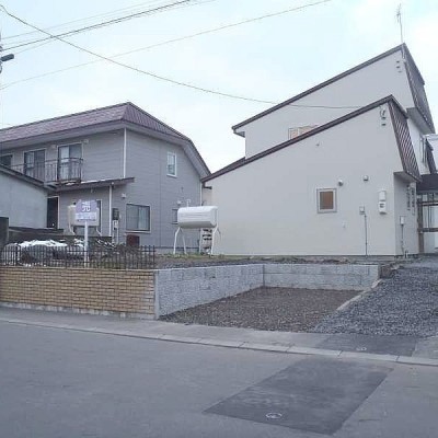 玄関前駐車場広くなりました!