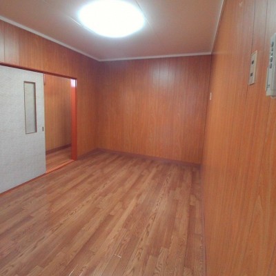 洋室は窓無しです