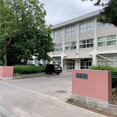 徒歩3分の本通小学校