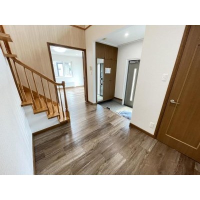 【リフォーム後写真】各部屋それぞれに収納が付いています。クリ