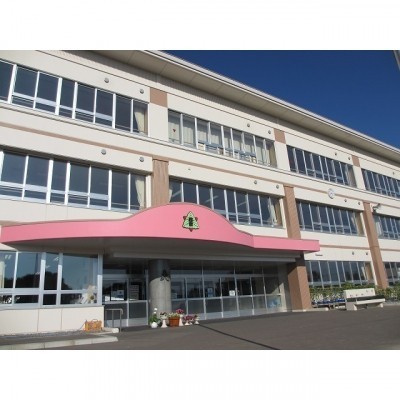 湖畔小学校