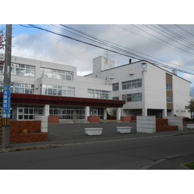 鳥取西中学校