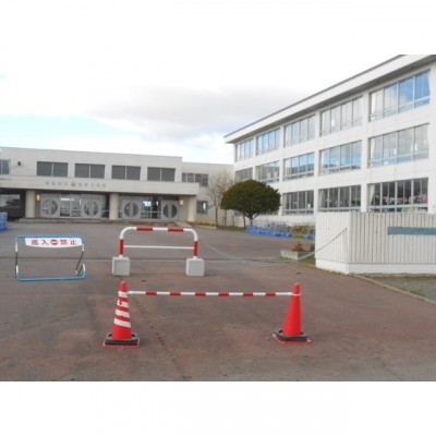 鶴野小学校