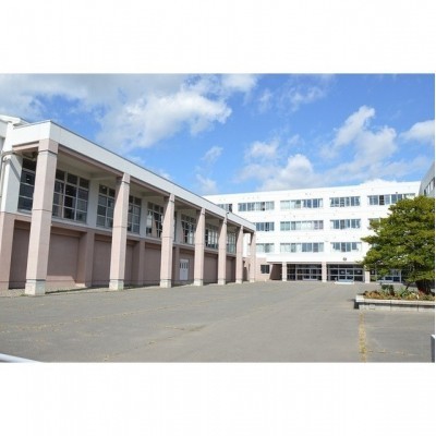 愛国小学校