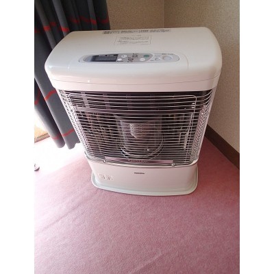 居間暖房器具(FFストーブ)