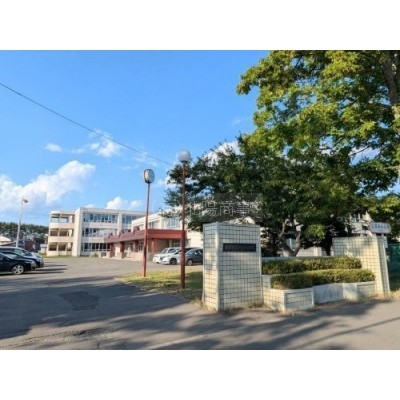 共栄中学校まで1044m