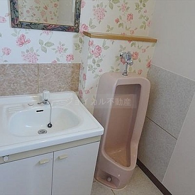 男性用トイレ付き