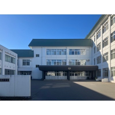 翔陽中学校 徒歩19分(約1500m)
