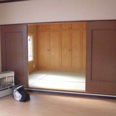 石油ストーブもまだ新しい