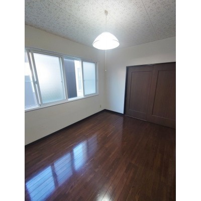 採光部が広くて明るいお部屋です♪