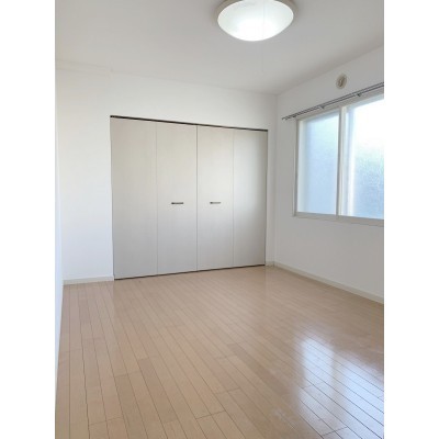 ※入居中につき別部屋画像となります。
