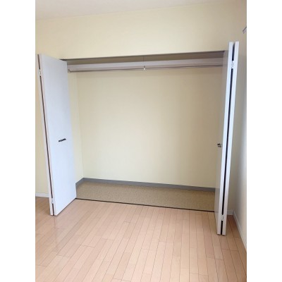 ※退去後清掃中につき別部屋画像となります。