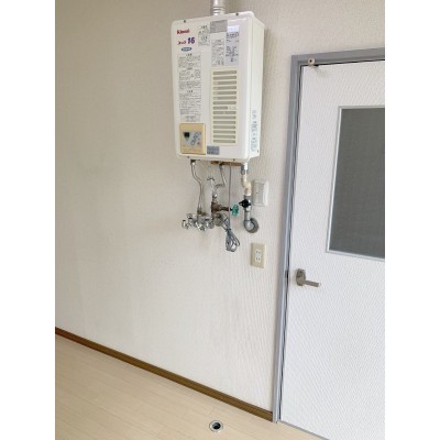 室内洗濯機置き場あります♪