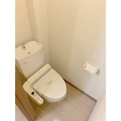 温水洗浄便座完備♪