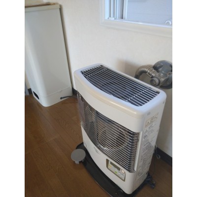 灯油ストーブ設置済み♪