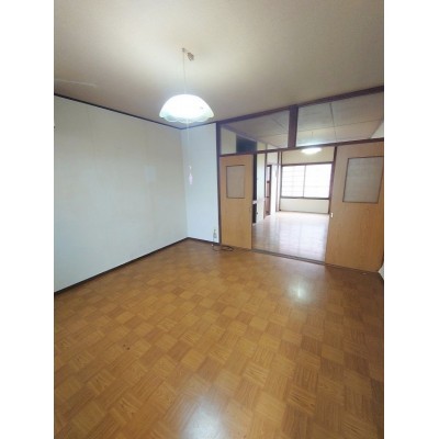 居間