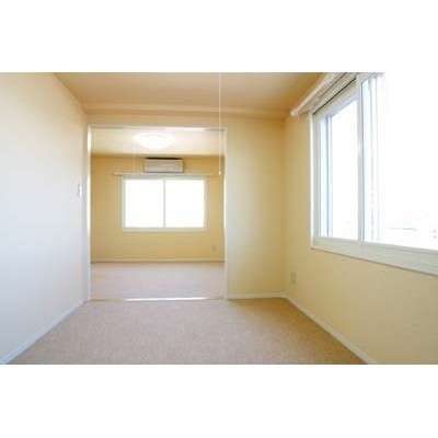 角部屋2面採光なので日当り良好です♪