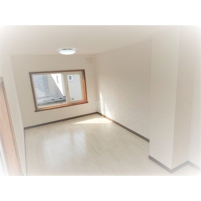 2階の和室を繋げて9帖の洋室に変更しました