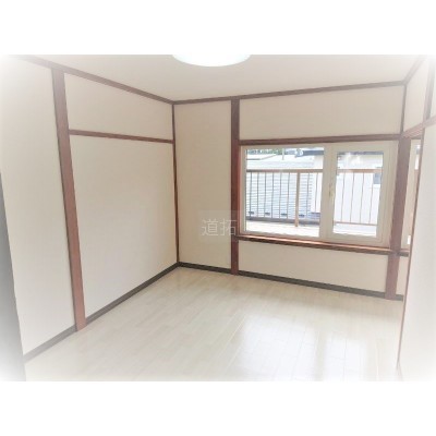 畳の部屋からクッションフロアに貼替えました