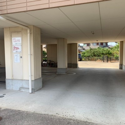 駐車場(フリー2台)