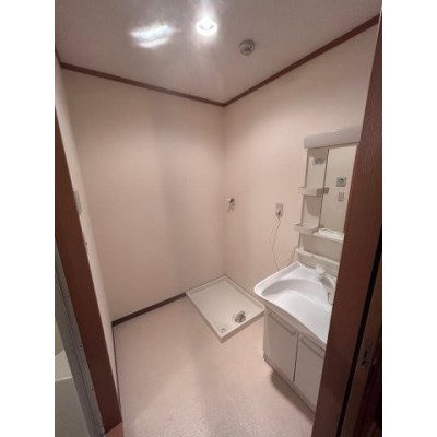 apartment 三重県名張市瀬古口150-1