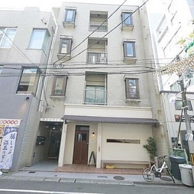 上杉サショウビル　３階