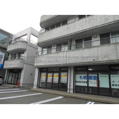 スクーデリア518　1階