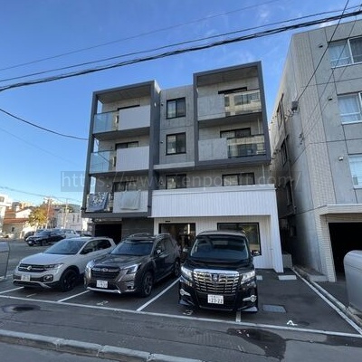 AORIO円山裏参道　🌷1階テナント🏢