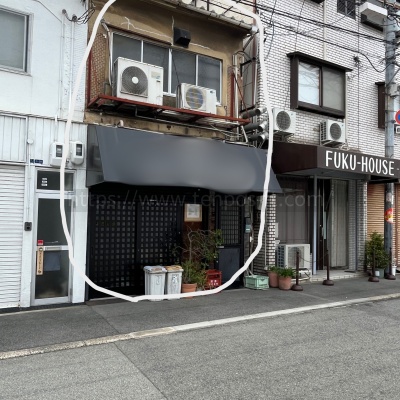 駅改札出てすぐ（正面）の居抜き物件