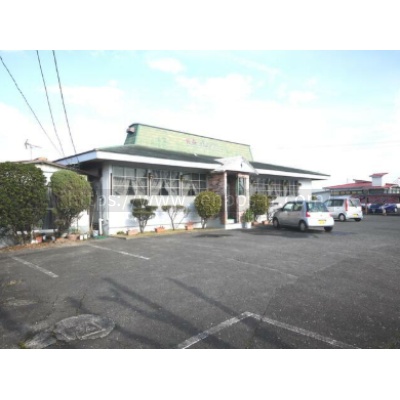 鍋島町森田店舗