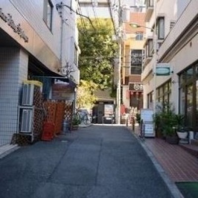 マンション前道路