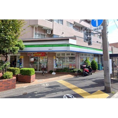 ファミリーマート大森北店まで180m