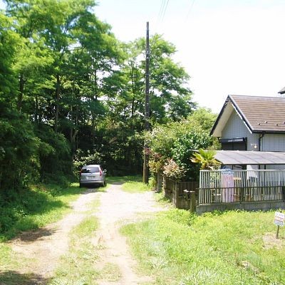 南道路を西に向かって