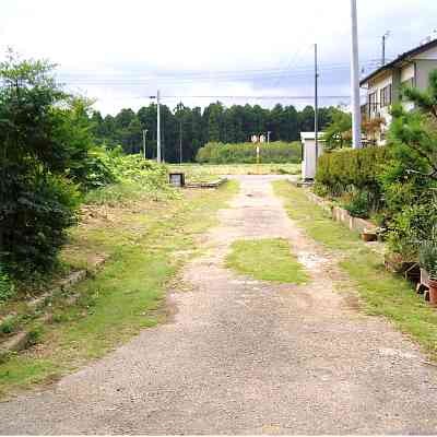 西へ続く道