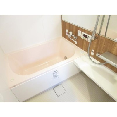 お風呂はLIXIL製ユニットバスに新品交換しました。お手入れ