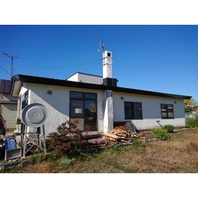【リフォーム前】外壁屋根は塗装します。物置を撤去しカースペー