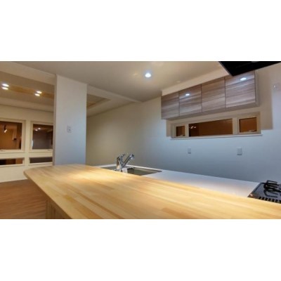 【同仕様写真】古い洗面化粧台は、リフォームで解体撤去し、新品
