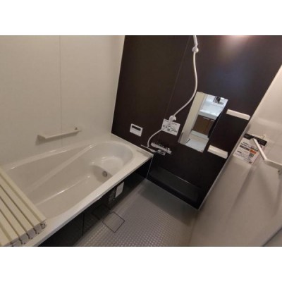 【リフォーム後】お風呂は新品1坪タイプのユニットバスに交換致